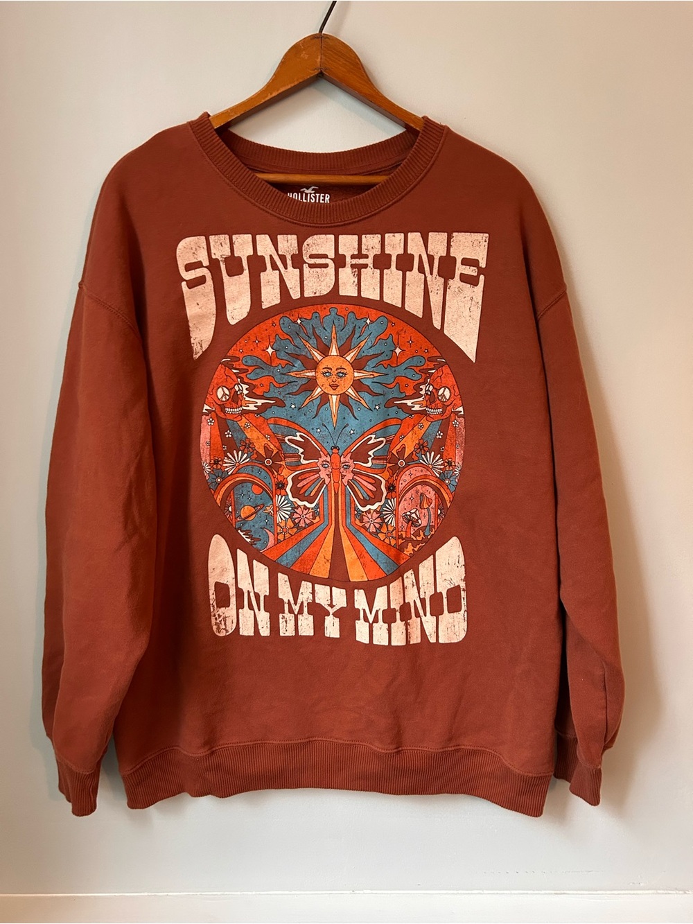 Hollister rust sunshine on my mind graphic sweatshirt medium